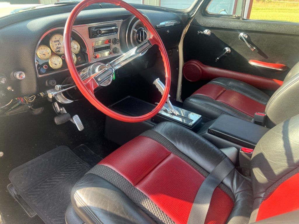 1953 Pontiac Chieftain