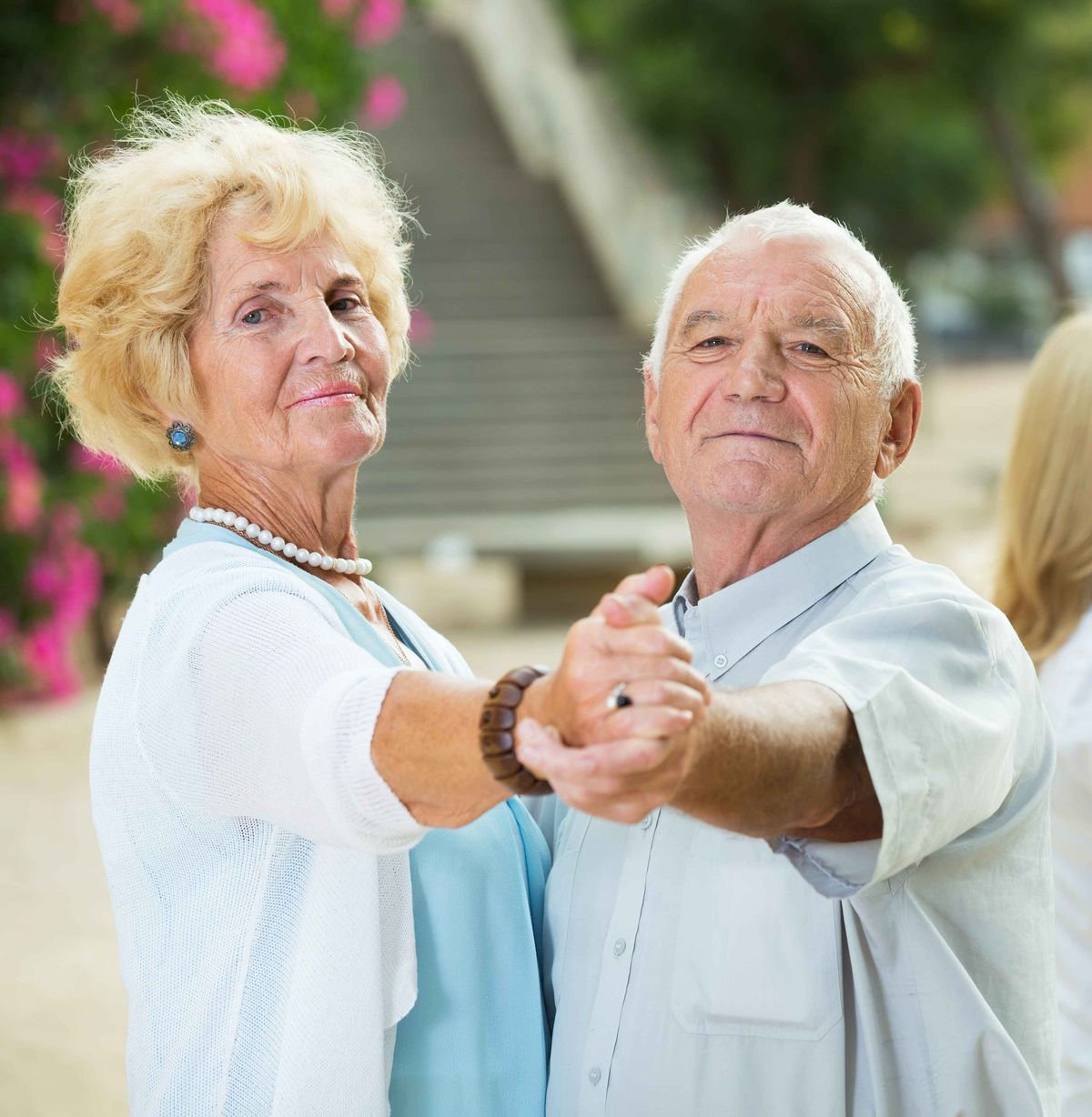 Learn to dance the foxtrot with our summer course!