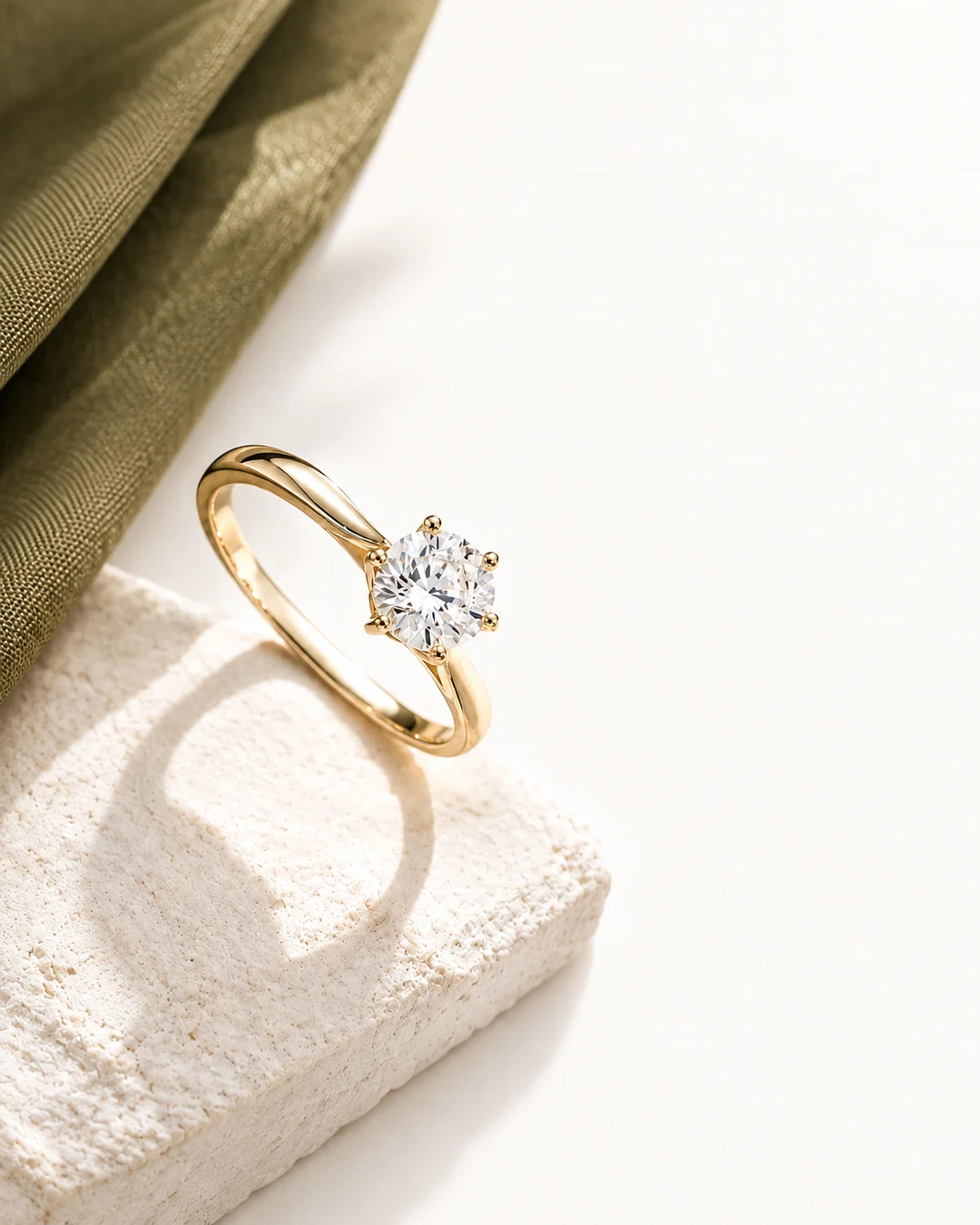 The Solitaire, Reimagined.