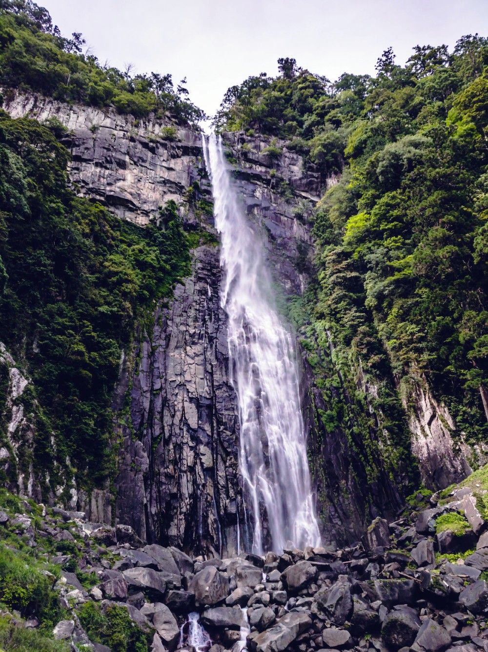 Nachi Falls – Nachikatsuura, Wakayama Prefecture, Shikoku Nachi Falls – Nachikatsuura, Wakayama Prefecture, Shikoku