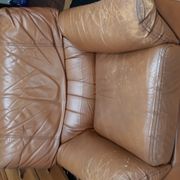 Mobilier 2 fauteuils en cuir