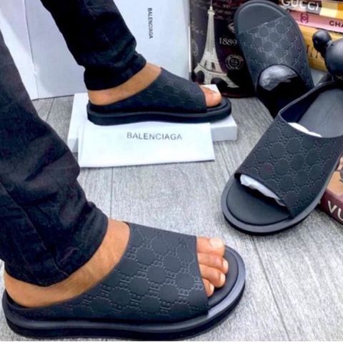 Luxury Balenciaga Palm