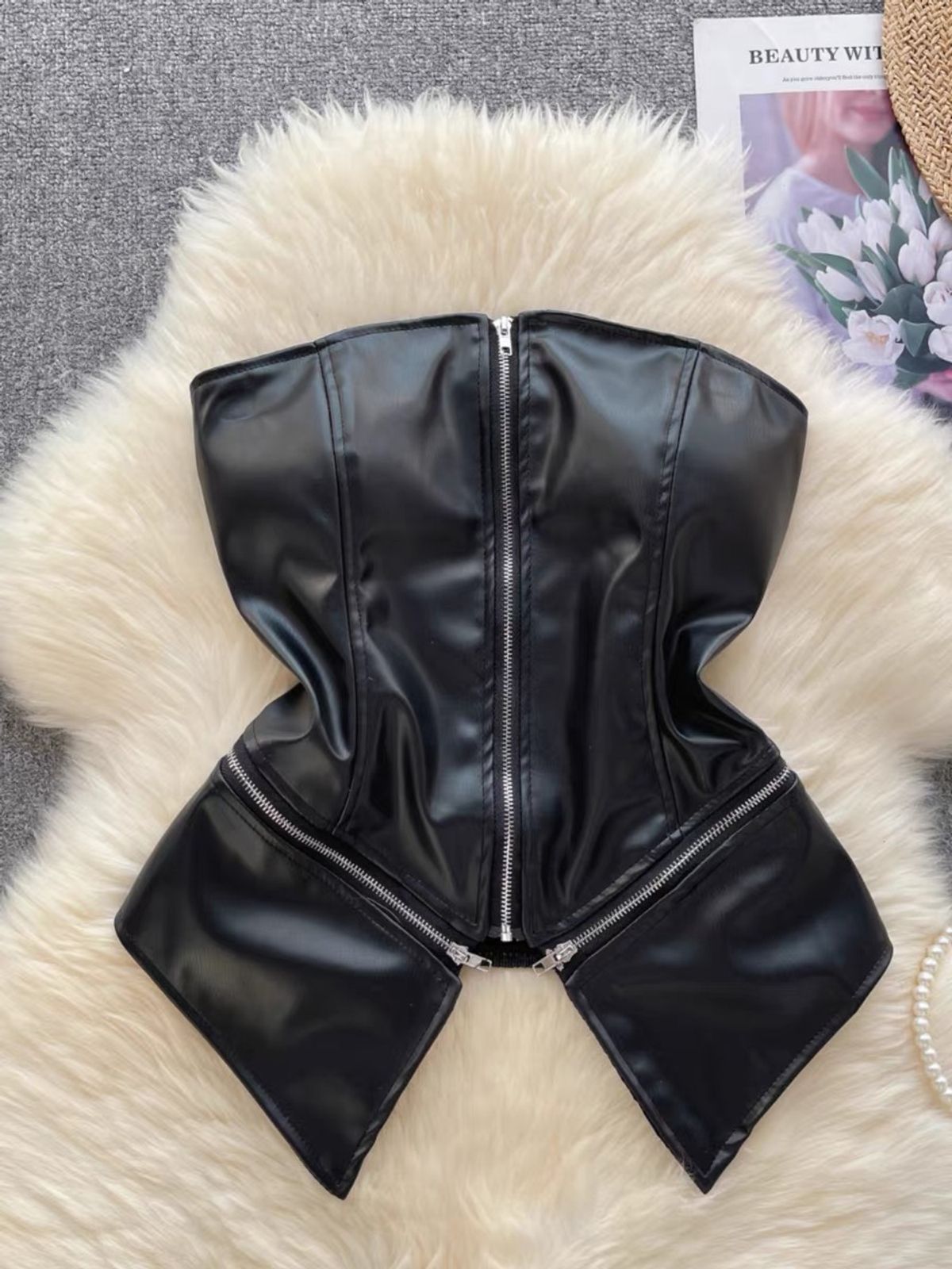 Last minute corset leather top TZZ2028 image