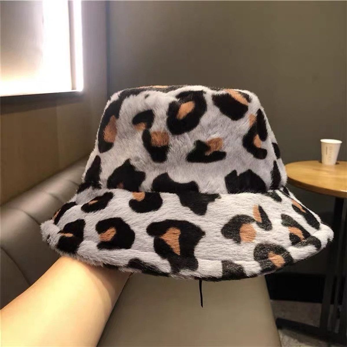 Crazy fur you bucket hat HWZZ151 image