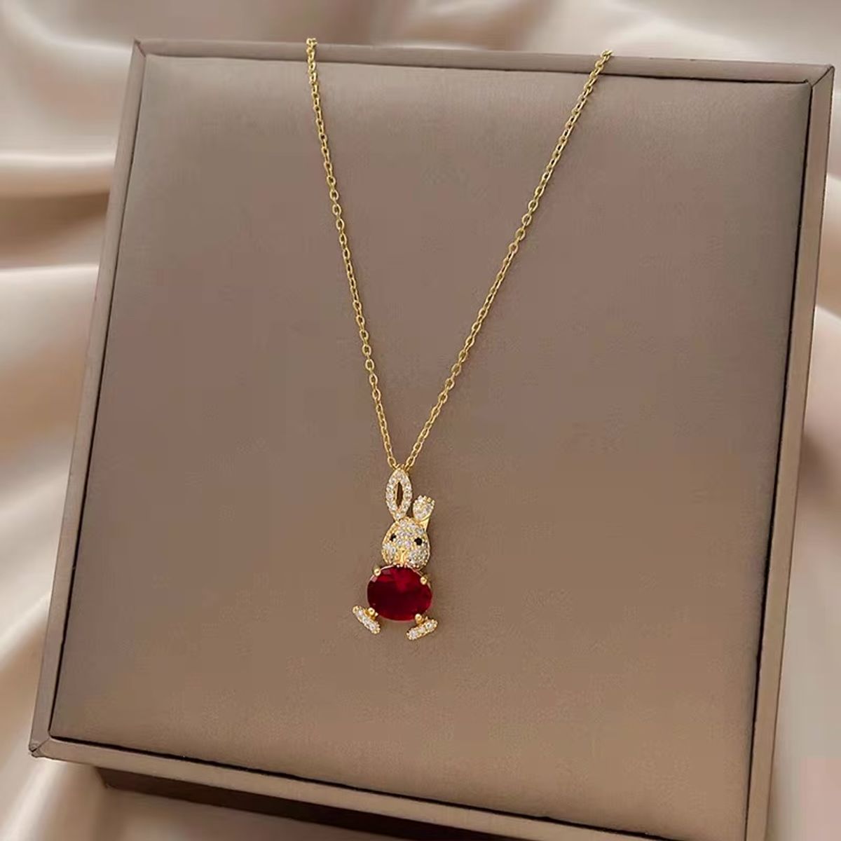 Shinny bunny necklace AZZ509 image