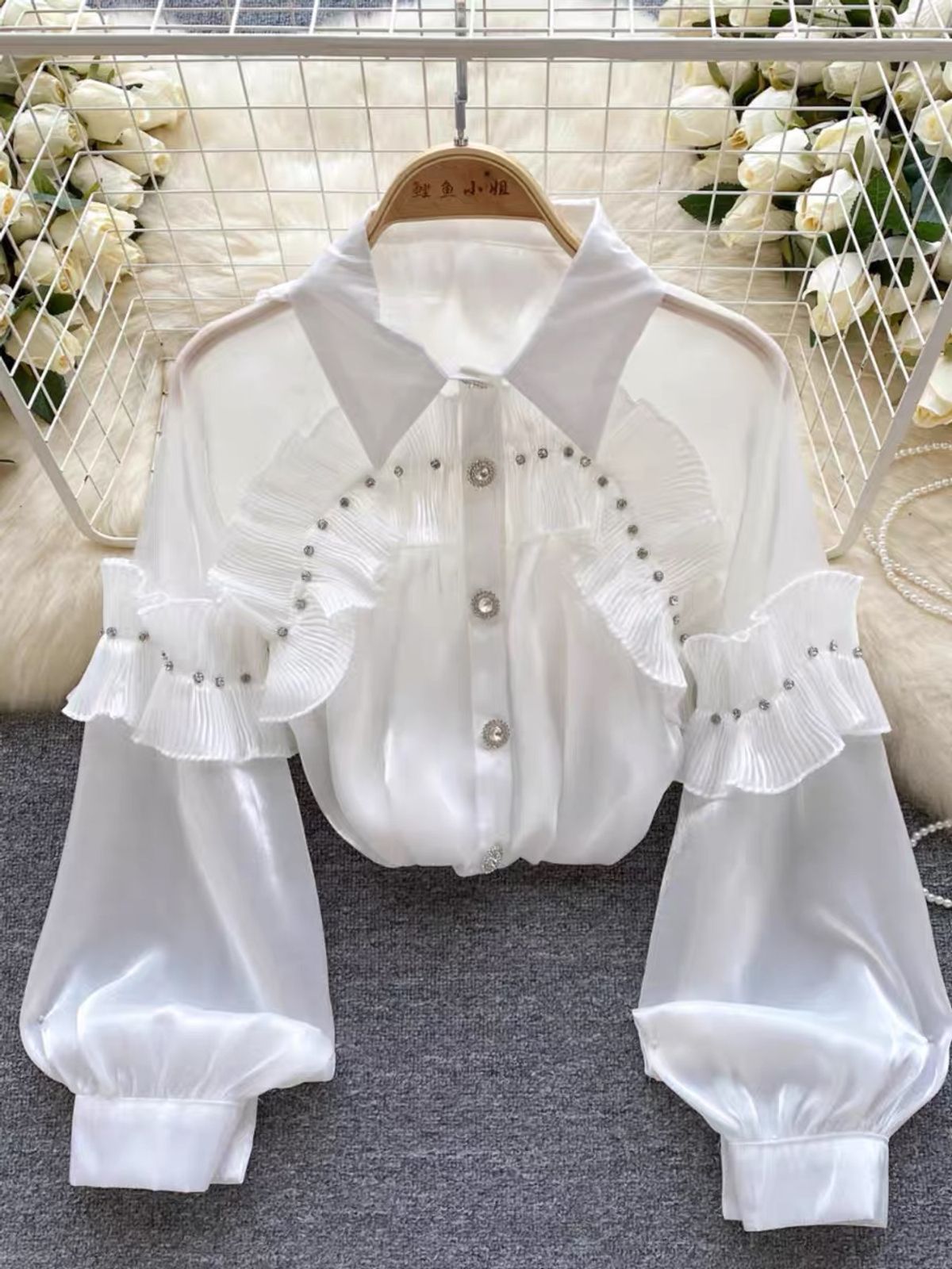 Moment to remember silk blouse BZZ526 image