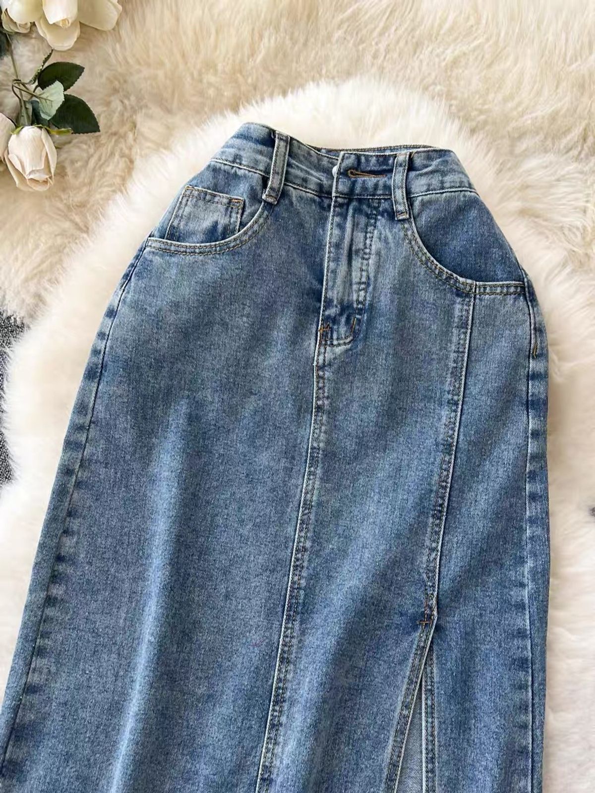 Spotlight on denim skirt SZZ466 image