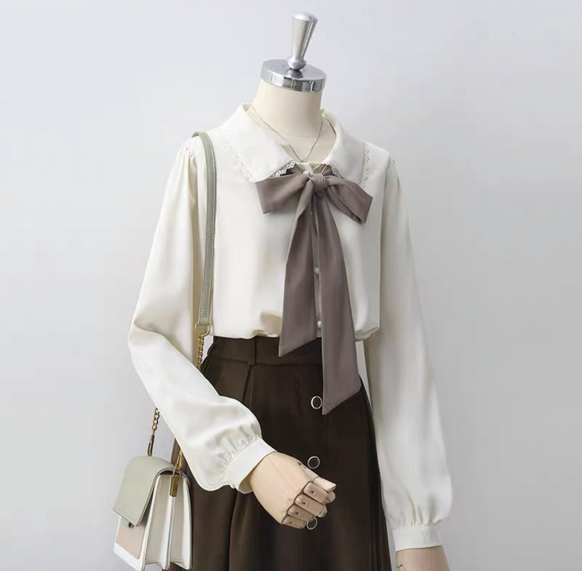 Day dreamer bow blouse BZZ247 image