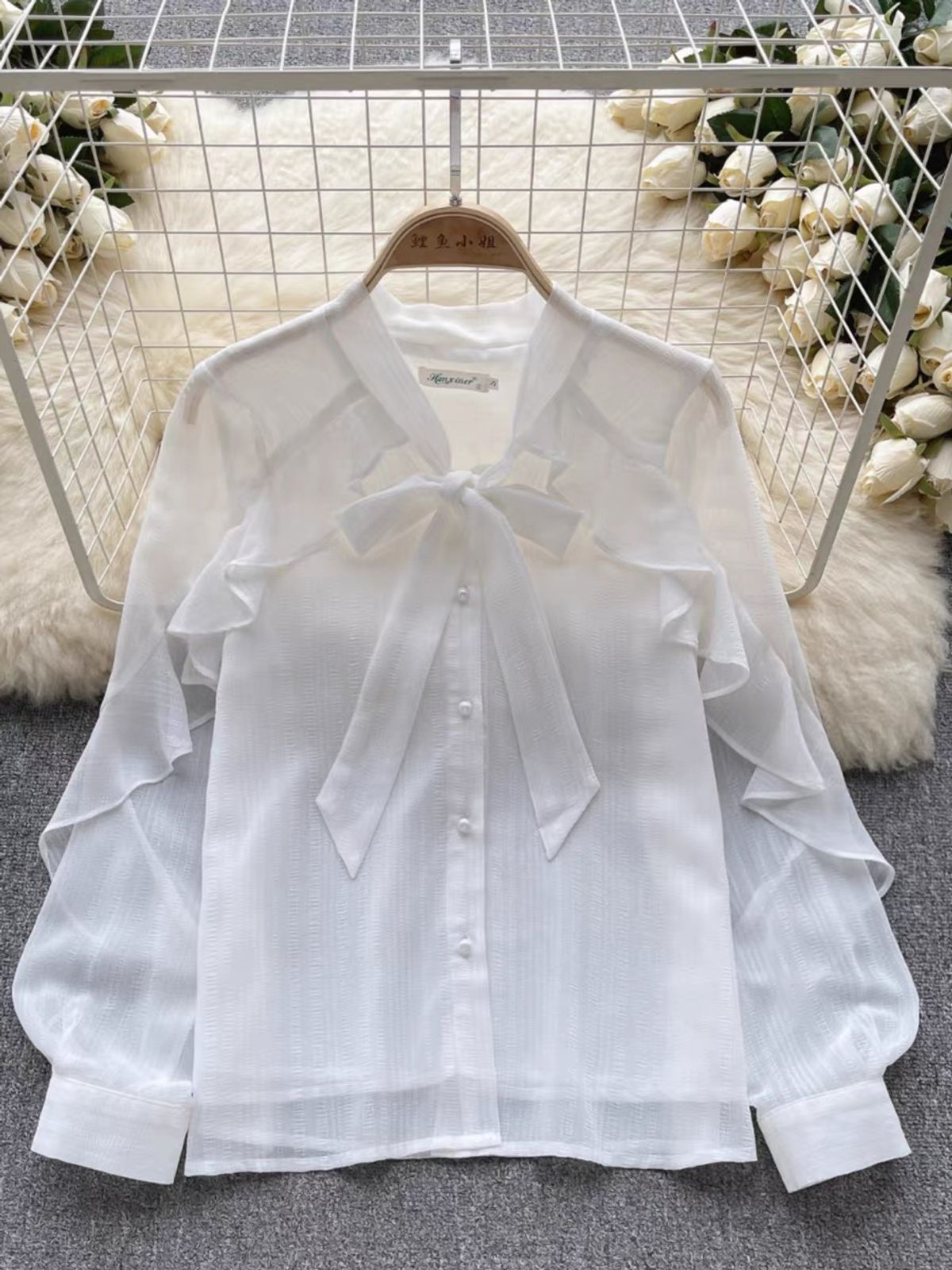 Sweetheart ruffle blouse BZZ415 image