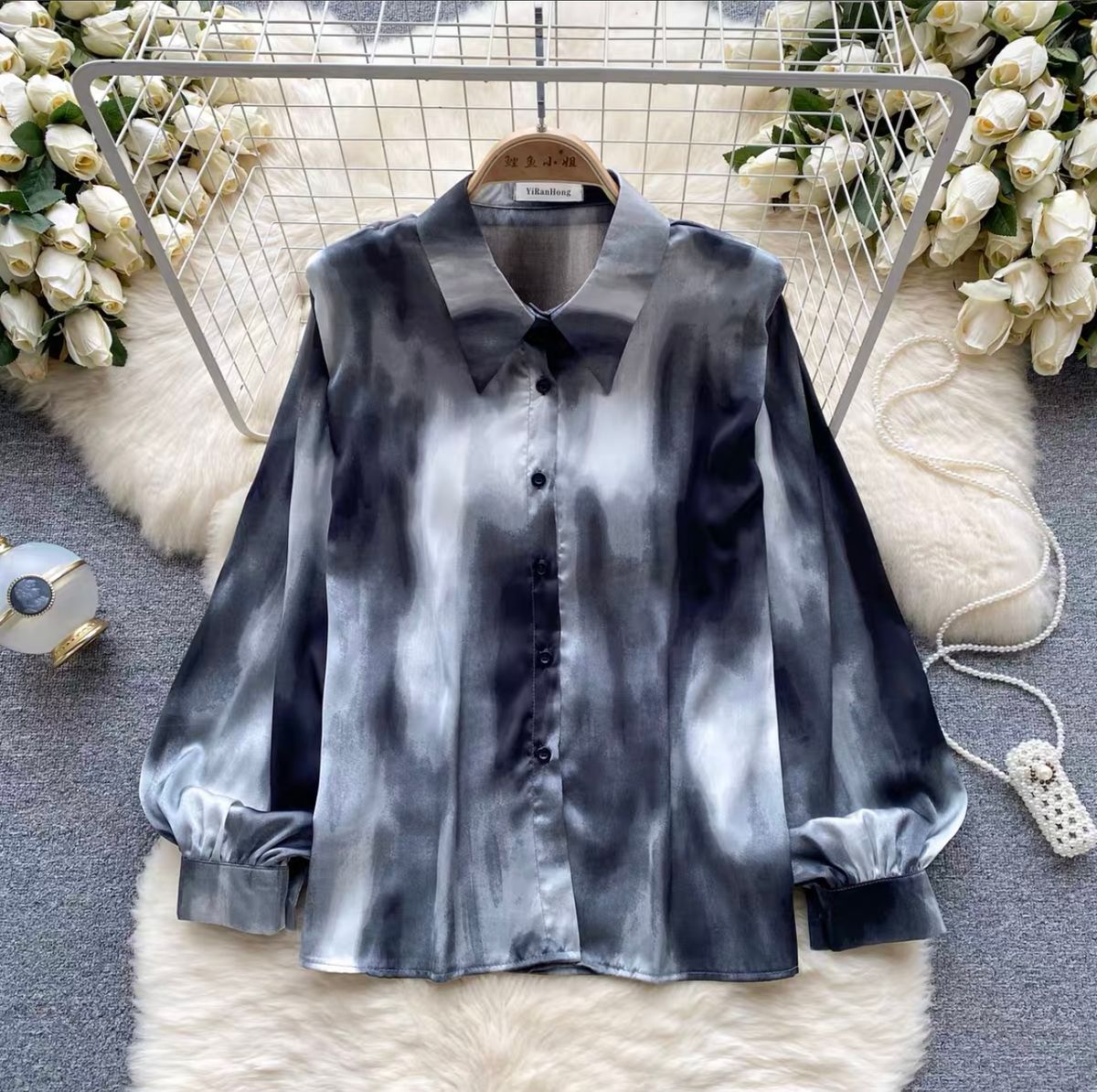 Walk around town luxury blouse BZZ396 image