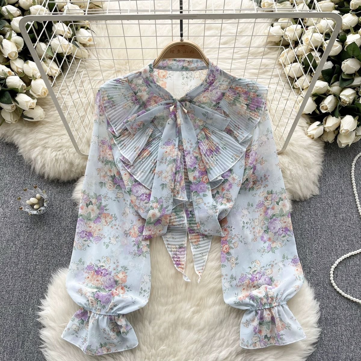 One ruffle story blouse BZZ664 image