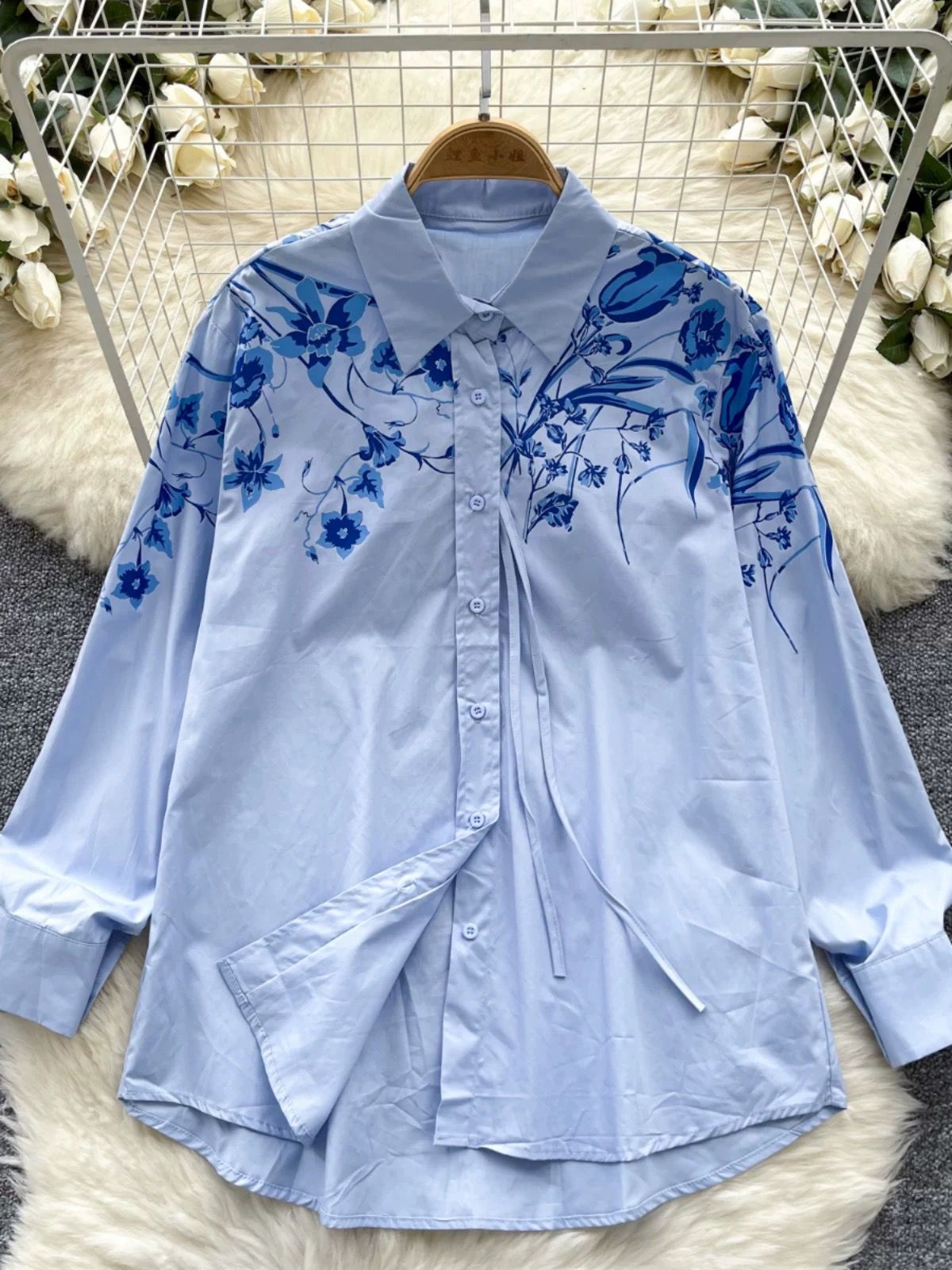 Cloud hopping shirt S139 image