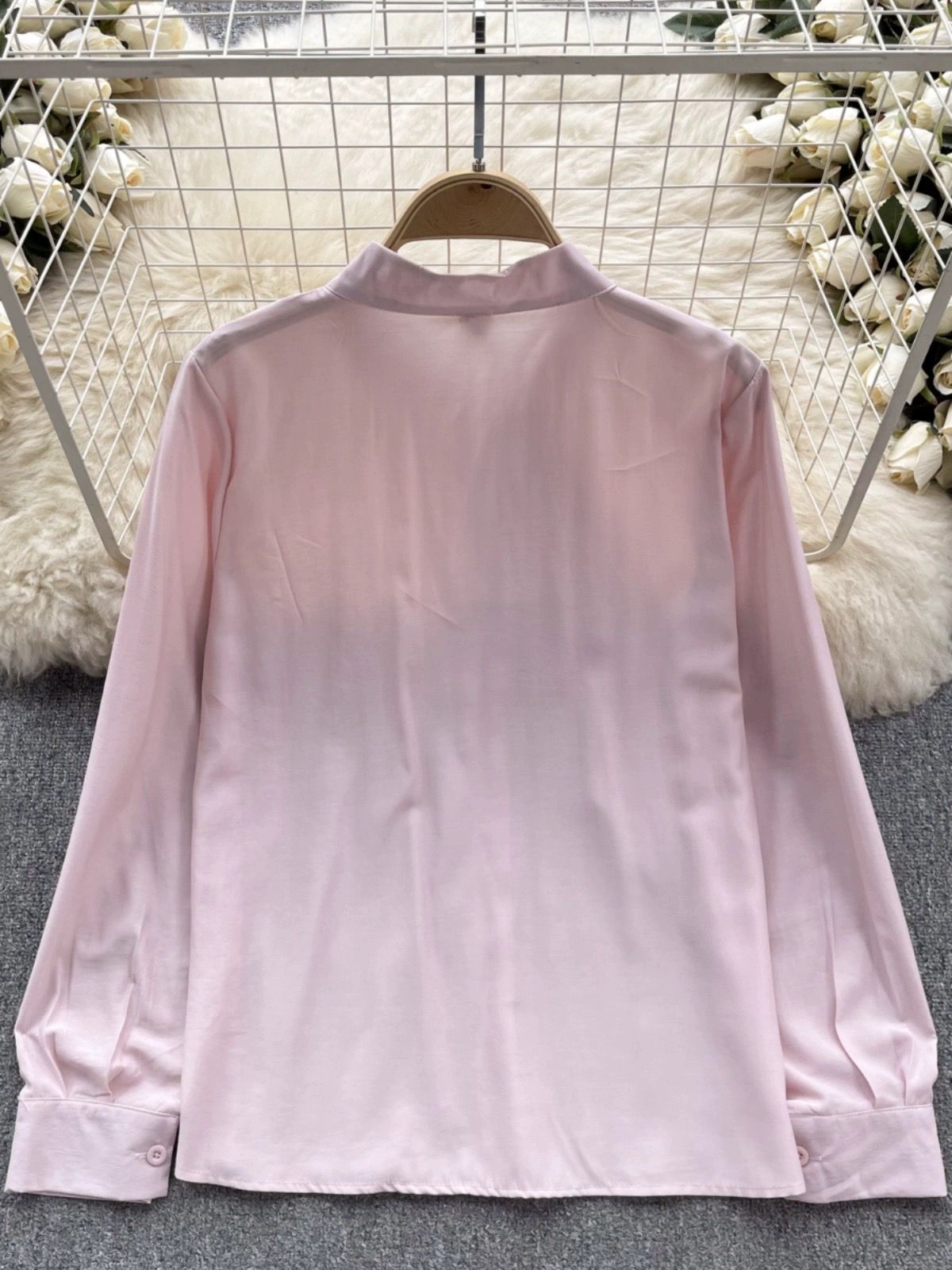 Heart on the line blouse BZZ672 image