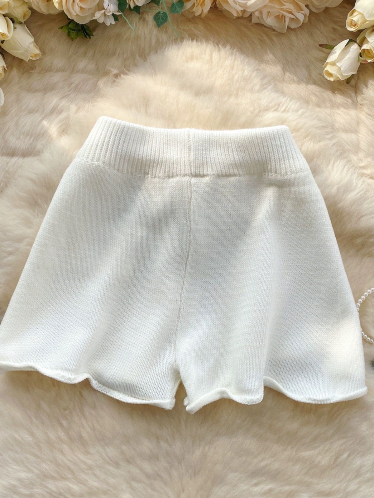 Up all night knitted shorts CP105 image