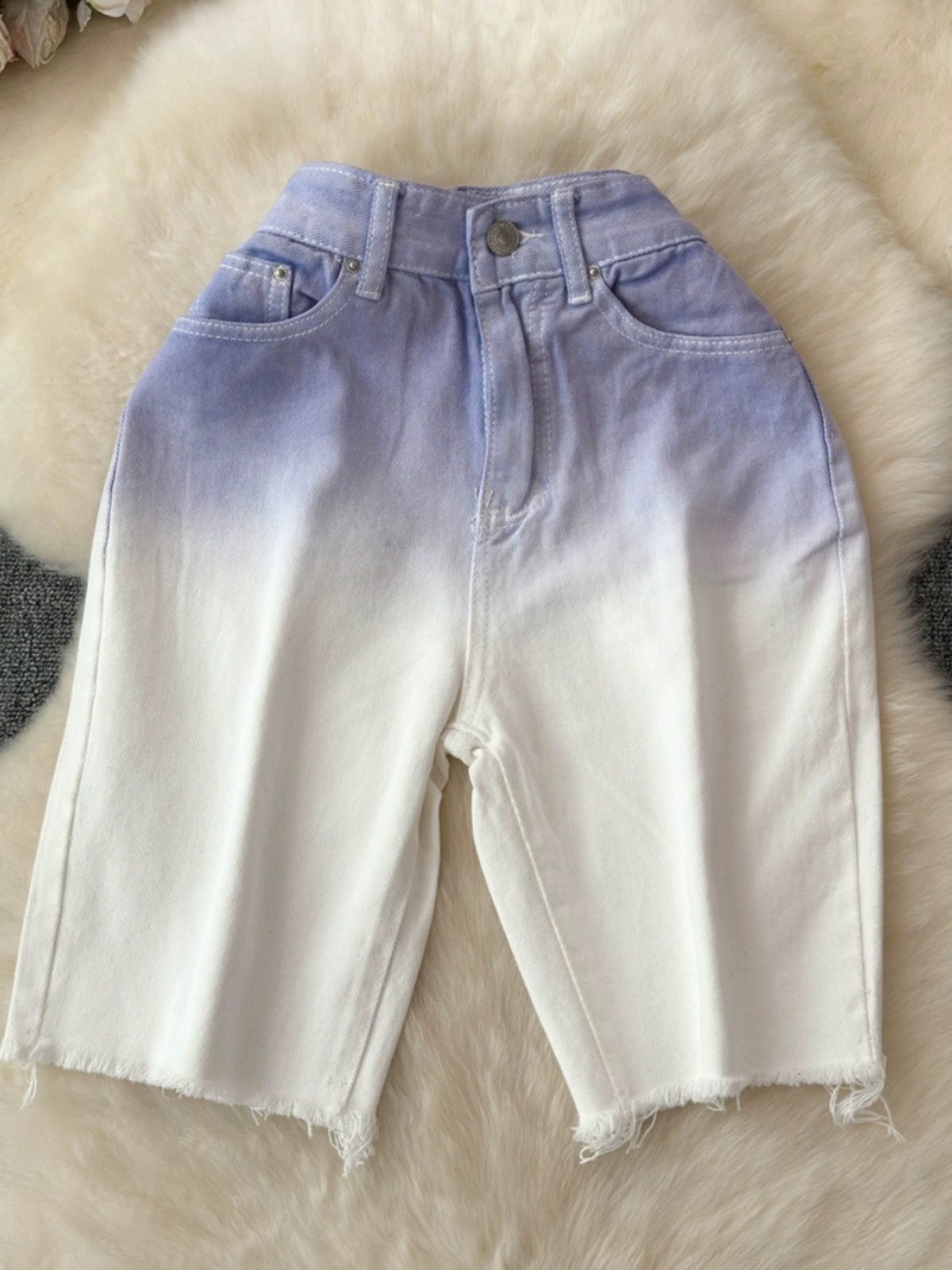 Staying longer denim shorts DS113 image