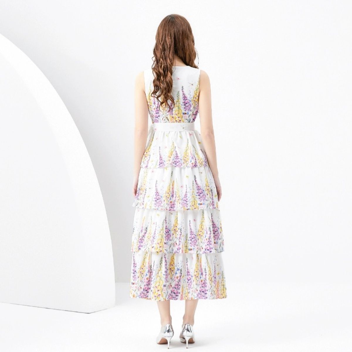 Peak elegance dress ED150 image