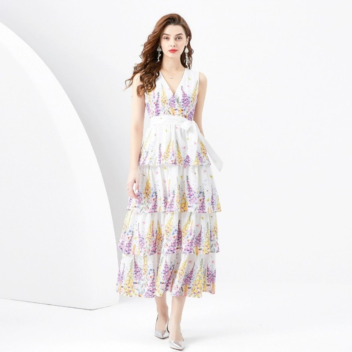 Peak elegance dress ED150 image