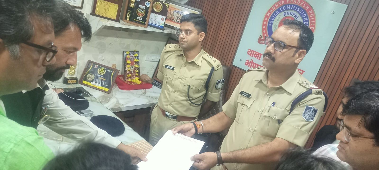 युवा अधिवक्ता की करंट लगने से मौत के मामले में हत्या का प्रकरण दर्ज करने की मांग