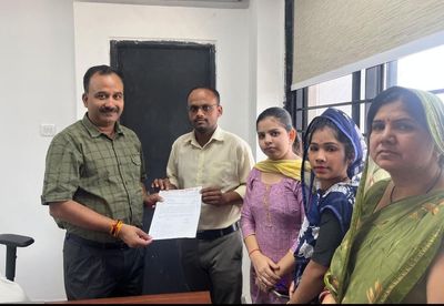 अर्जुन नगर में सीवेज का गंदा पानी घरों में पहुंचा, रहवासियों ने निगम आयुक्त से की पाइपलाइन मरम्मत की मांग