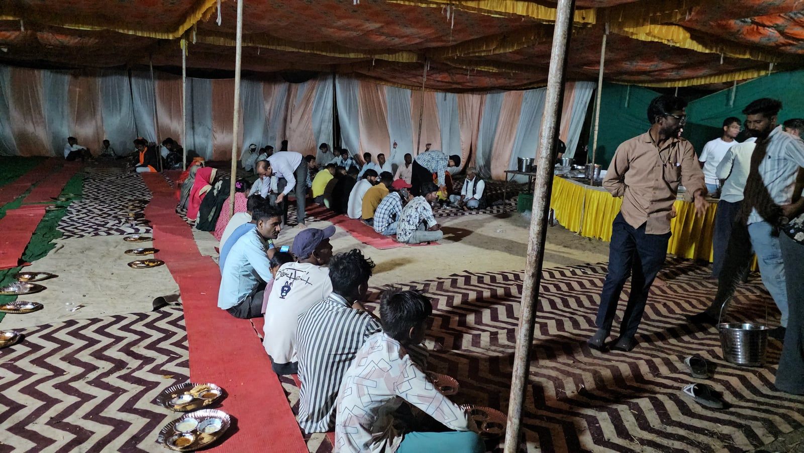 श्रीराम के आदर्शों से गूंजा कथा पंडाल, विशाल भंडारे के साथ श्रीराम कथा महोत्सव संपन्न
