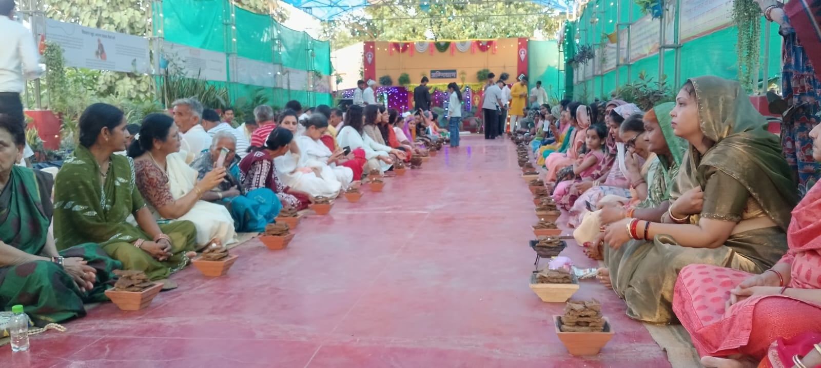 मानव कल्याण और विश्व कल्याण का सरल माध्यम है अग्निहोत्र यज्ञ: माधवाश्रम भोपाल