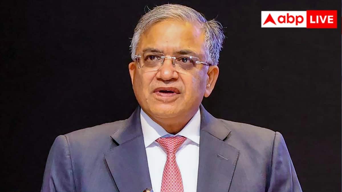 क्या है चुनाव आयोग का विवाद और कैसे निशाने पर आ गए CEC ज्ञानेश कुमार?