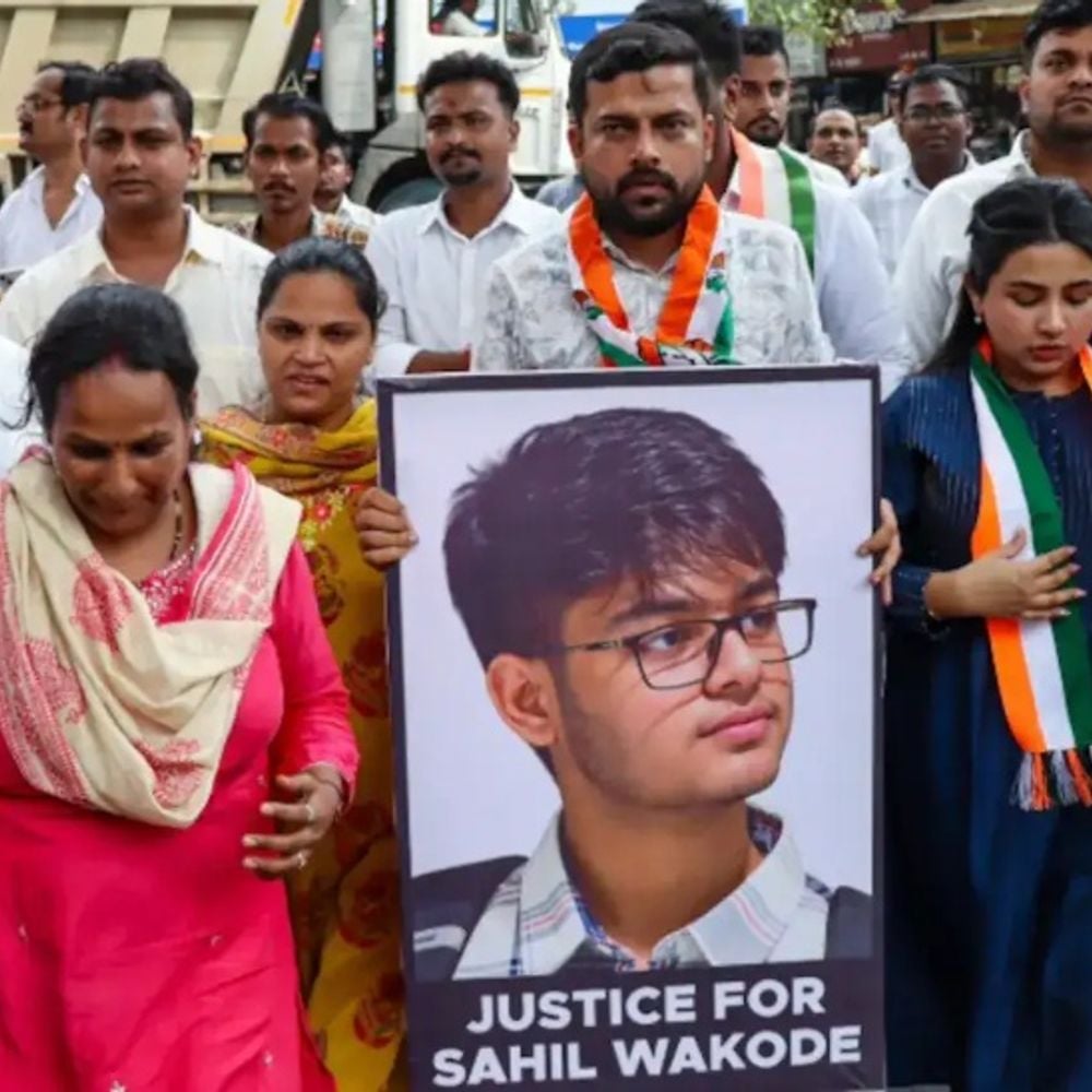 IIT-बॉम्बे स्टूडेंट ने सुसाइड से पहले दोस्त को फोन किया:परीक्षा का जिक्र कर कहा- गलती हो गई; कल एग्जाम हॉल का CCTV फुटेज मिला
