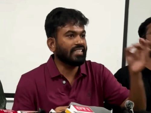 दिल्ली में CJP की प्रेस कॉन्फ्रेंस,चुनाव आयोग पर सवाल उठाए:कॉकरोच पार्टी बोली-SIR से 13 करोड़ वोटर्स के नाम काटे
