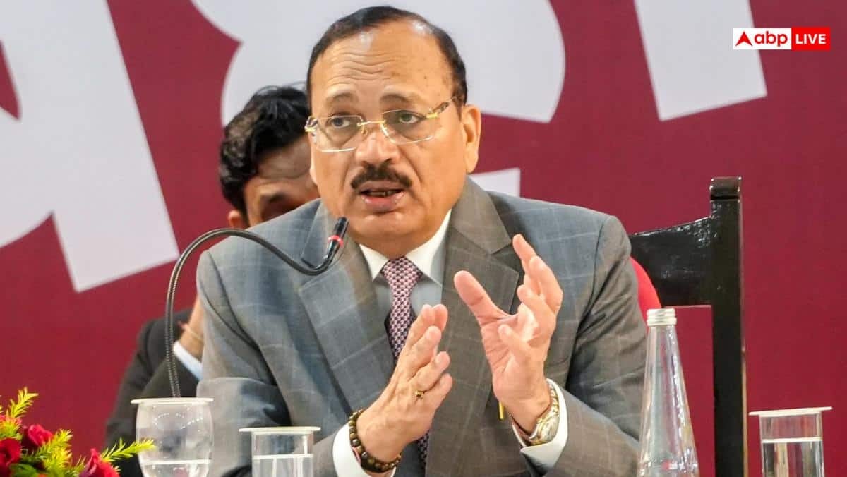 'ये सिर्फ उपचुनाव हैं', CJI का SIR मामलों की अर्जेंट सुनवाई से इनकार