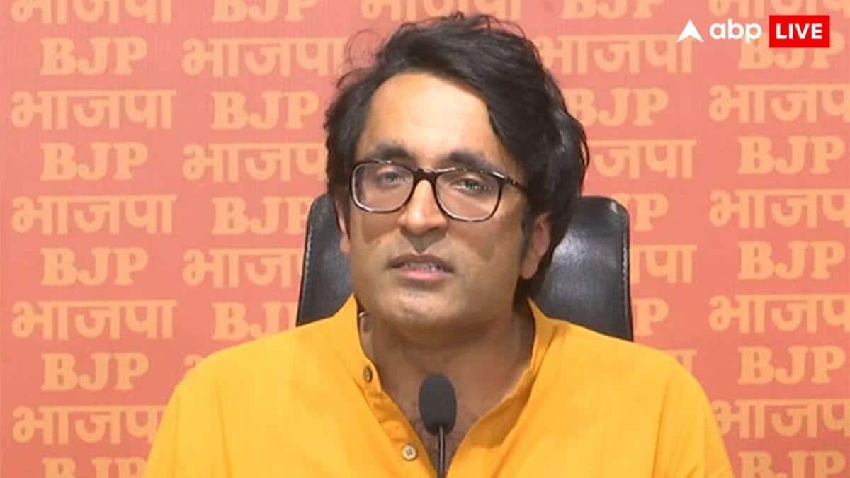 INDIA की बैठक में नहीं पहुंचे अखिलेश, BJP बोली- 'राहुल गांधी तो...'