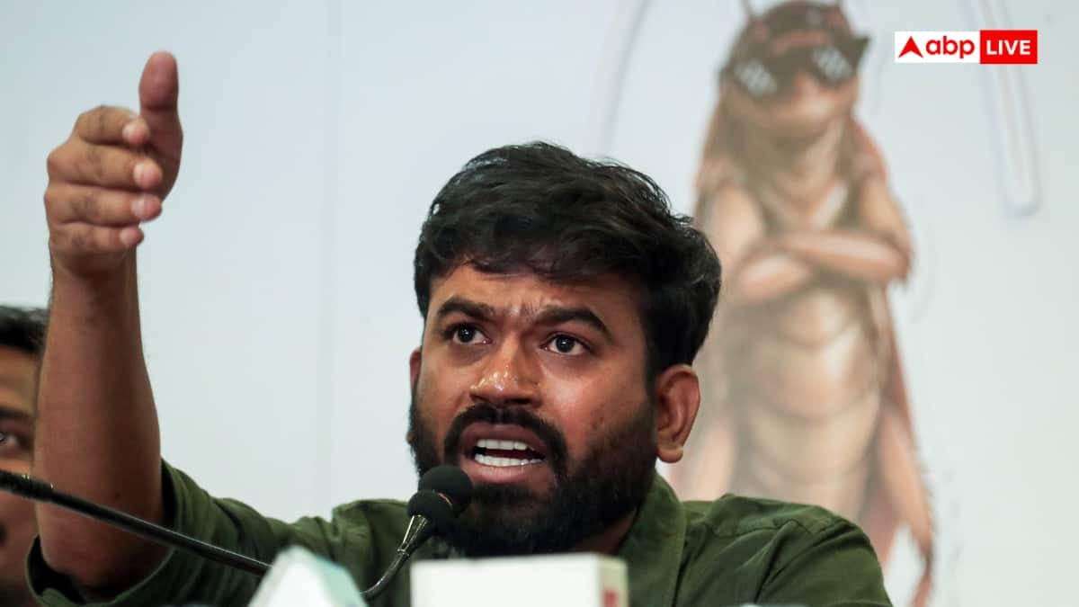 SIR पूरा होते ही हटाया गया अतिरिक्त फॉर्म, अभिजीत दीपके ने EC से पूछा सवाल