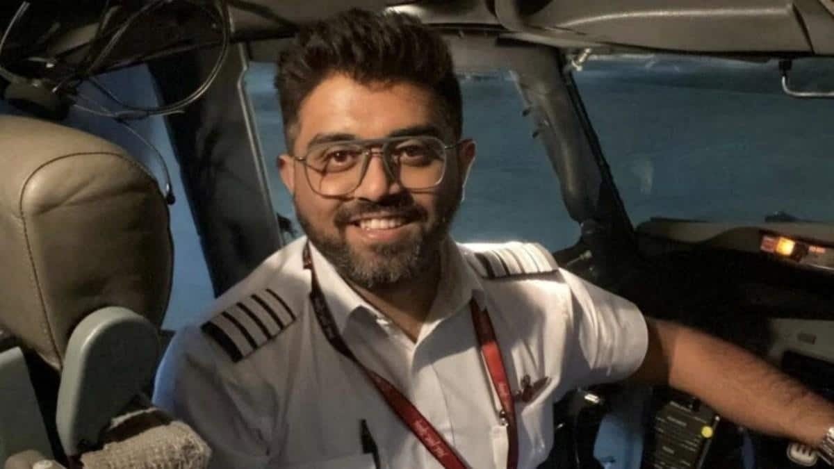 कैप्टन स्मित की बहादुरी को पाकिस्तानी क्रिकेटर का सलाम, कहा- यही है भारत की भावना