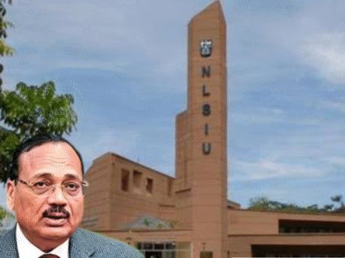 CJI सूर्यकांत NLSIU बेंगलुरु के दीक्षांत समारोह की अध्यक्षता करेंगे:अरुंधति राय चीफ गेस्ट होंगी, विरोध के चलते 12 सितंबर को रद्द करना पड़ा था प्रोग्राम