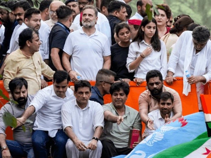 विपक्ष के कल के प्रदर्शन पर 4 FIR:राहुल ने आज विपक्षी नेताओं को चाय पर बुलाया; INDIA ब्लॉक प्रेस कॉन्फ्रेंस कर सकता है