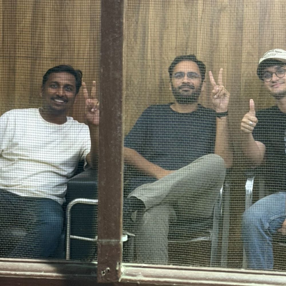 CJP कार्यकर्ता सौरव दास, आशुतोष रांका और अजिंक्य शिंदे गिरफ्तार:रात 3 बजे संसद मार्ग पुलिस स्टेशन लाए गए; 3 दिन में दूसरी बार अरेस्ट हुए