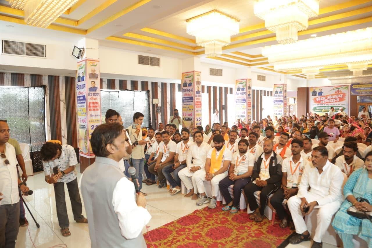 सेवा संकल्प यात्रा के नौवें दिन दो टोलियों का हुआ सागर के बंडा में स्वागत