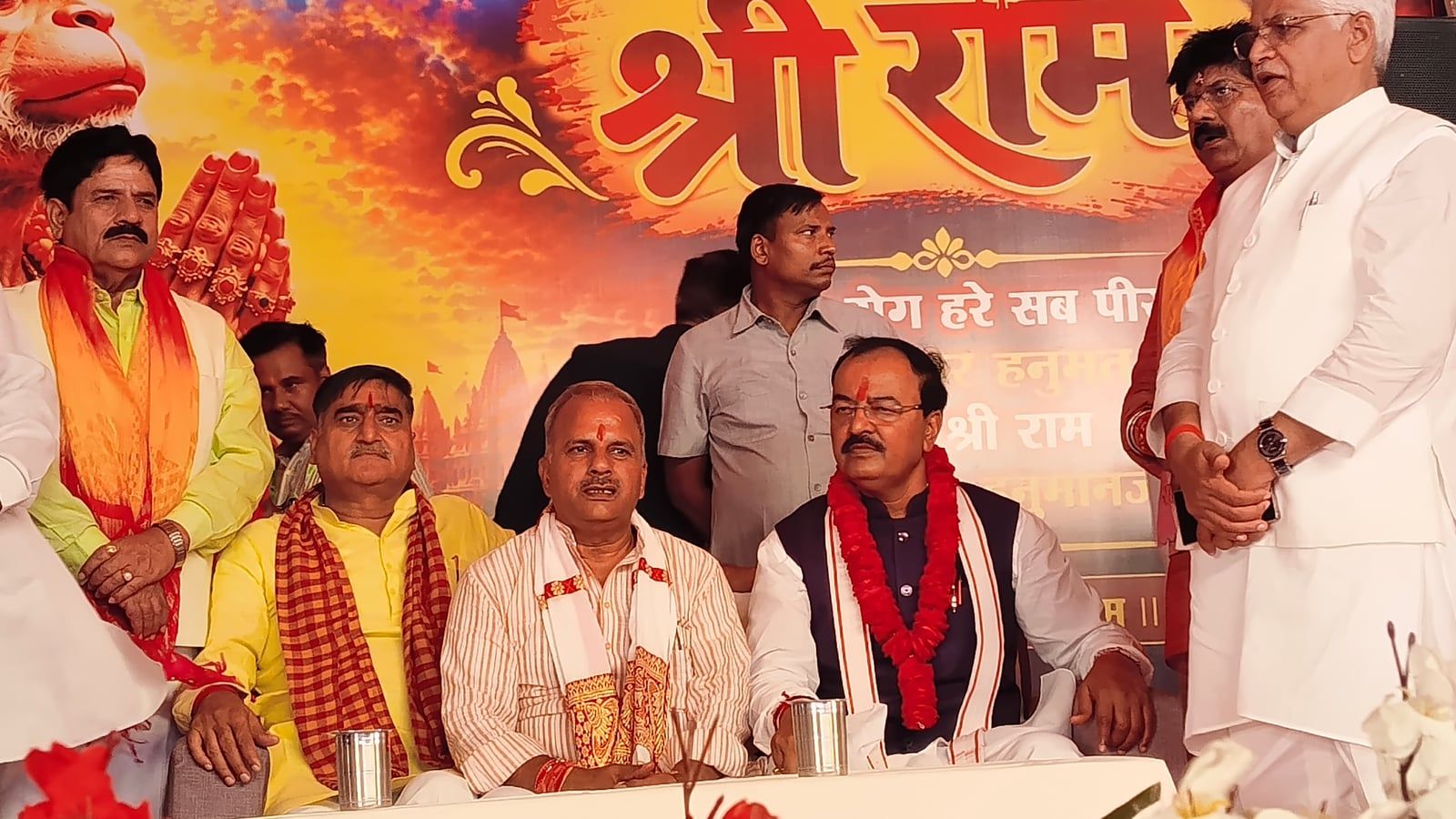 यूपी के अलीगढ़ पहुंचे डिप्टी सीएम केशव प्रसाद मौर्य