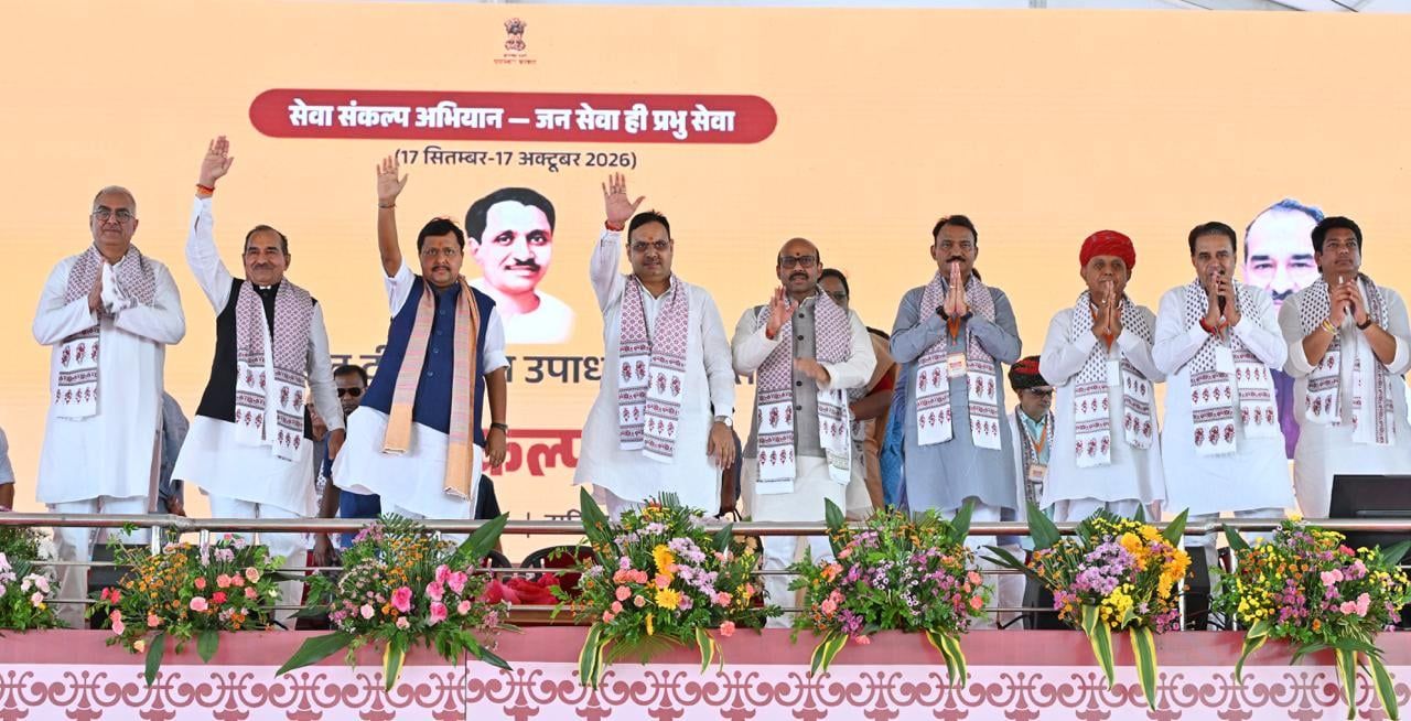विकास योजनाओं को अंतिम व्यक्ति तक पहुंचाने में जनप्रतिनिधियों की महत्वपूर्ण भूमिका : नितिन नवीन