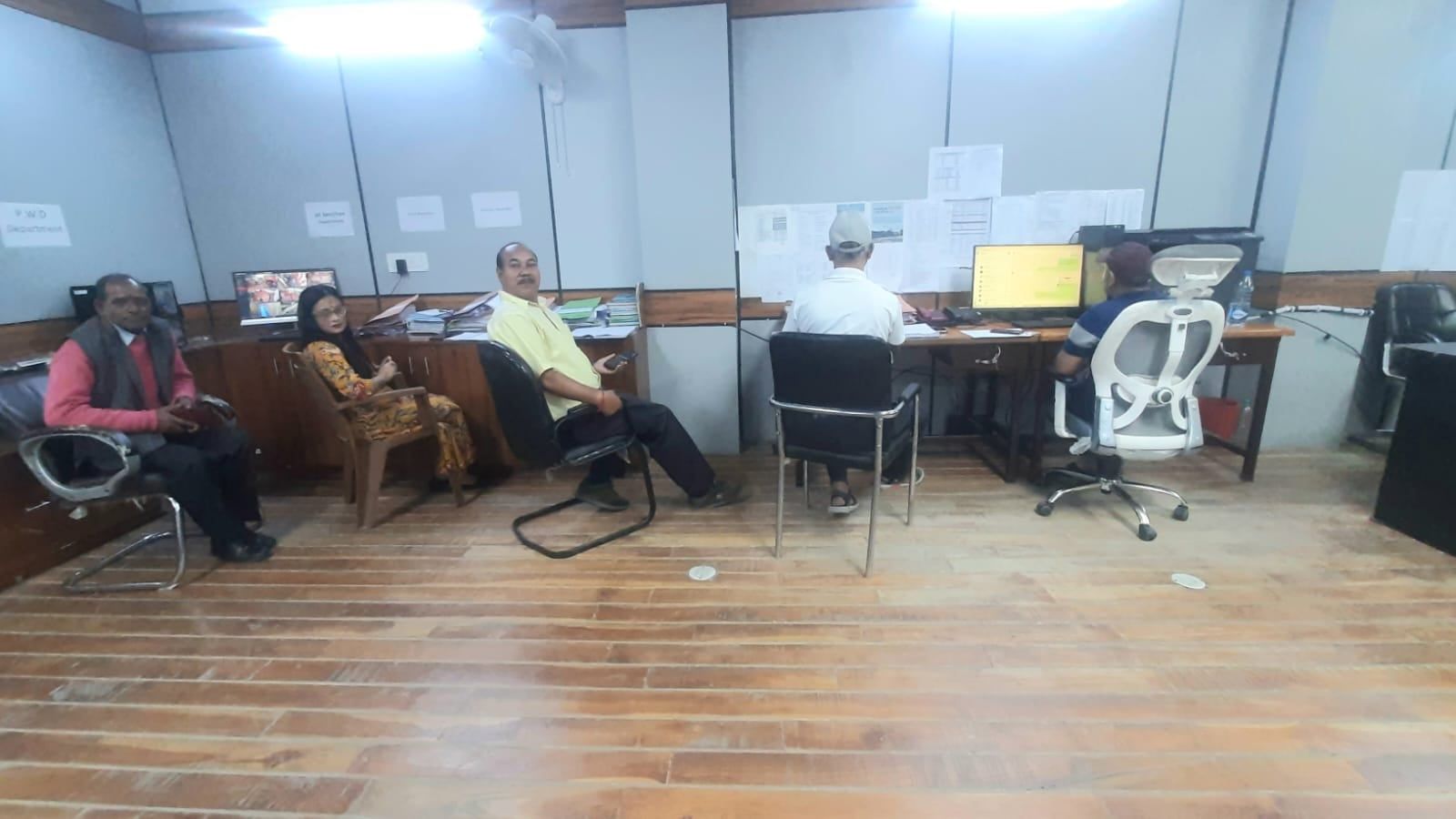भारी बारिश के रेड अलर्ट के बीच गंगोत्री-यमुनोत्री धाम की यात्रा रोकी गई