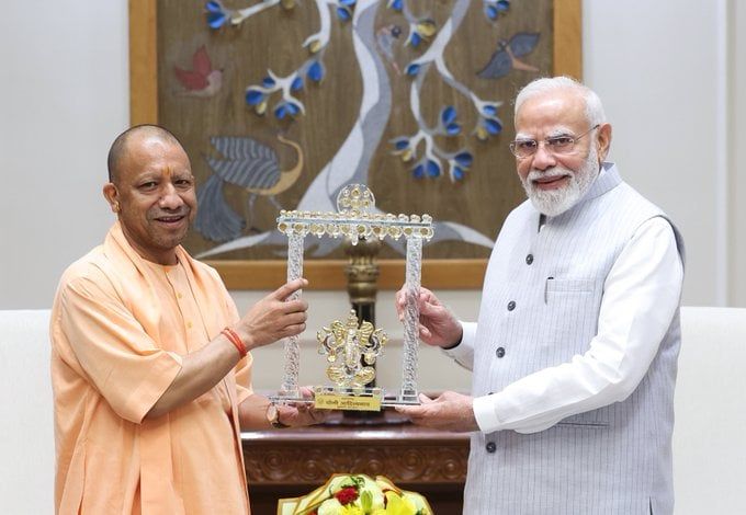 पीएम मोदी से मिले योगी आदित्यनाथ, मुलाकात के बाद जताया आभार