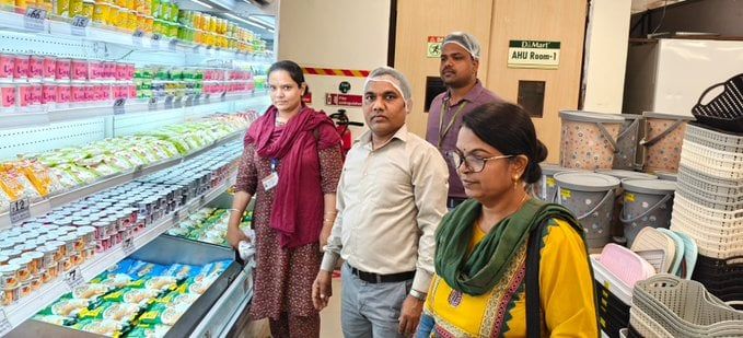 देवास- डी-मार्ट पर खाद्य सुरक्षा प्रशासन एवं एफएसएसएआई की संयुक्त कार्रवाई