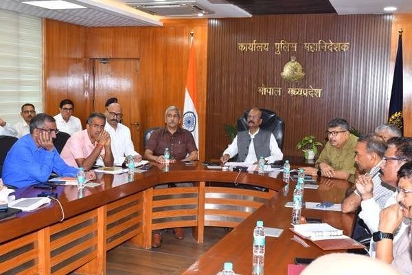 केंद्रीय गृह एवं सहकारिता मंत्री श्री शाह के प्रस्तावित मध्यप्रदेश दौरे एवं प्रदर्शनी को लेकर तैयारियों की समीक्षा