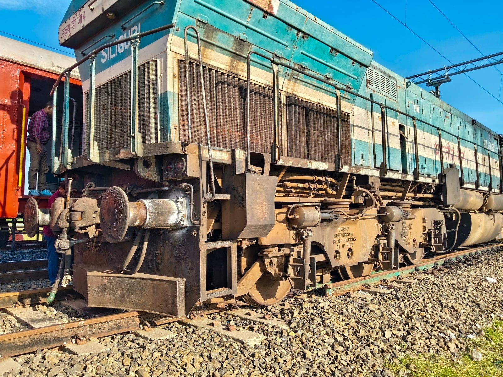 रेलवे ने मंजूर की दो बड़ी परियोजनाएं, सुरक्षा और माल ढुलाई को मिलेगी मजबूती
