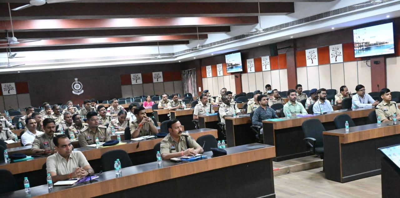 रायपुर में नारकोटिक्स मामलों की वित्तीय जांच पर राज्य स्तरीय कार्यशाला आयोजित