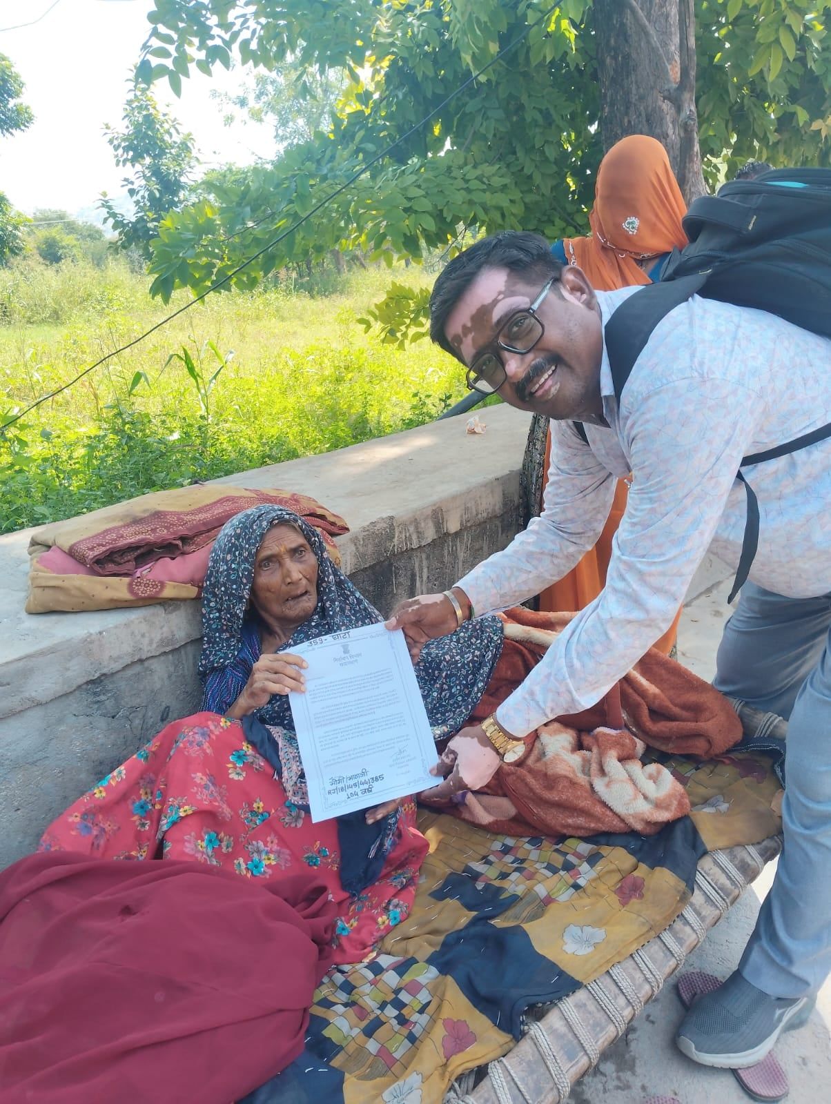 शतायु मतदाताओं का सम्मान, लोकतंत्र को सलाम