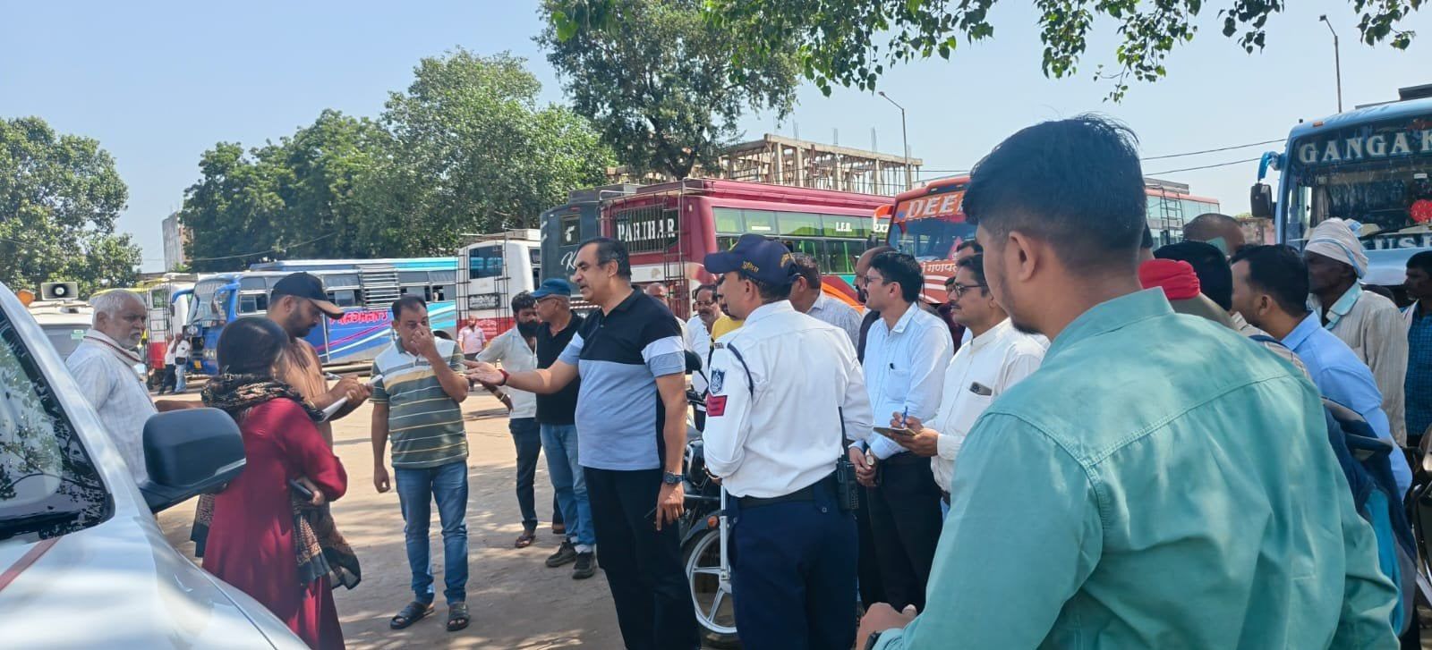 सीधी- नवीन बस स्टैंड का कलेक्टर ने किया निरीक्षण