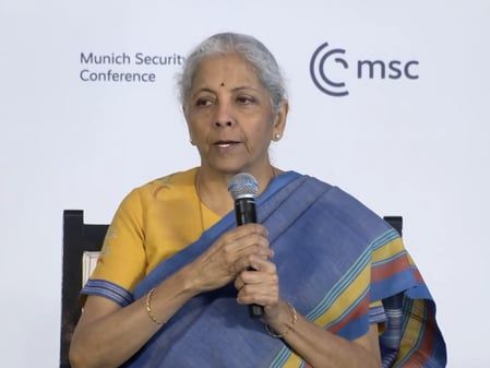 रूस समेत कई देशों के साथ निवेश समझौतों पर बातचीत जारी: निर्मला सीतारमण