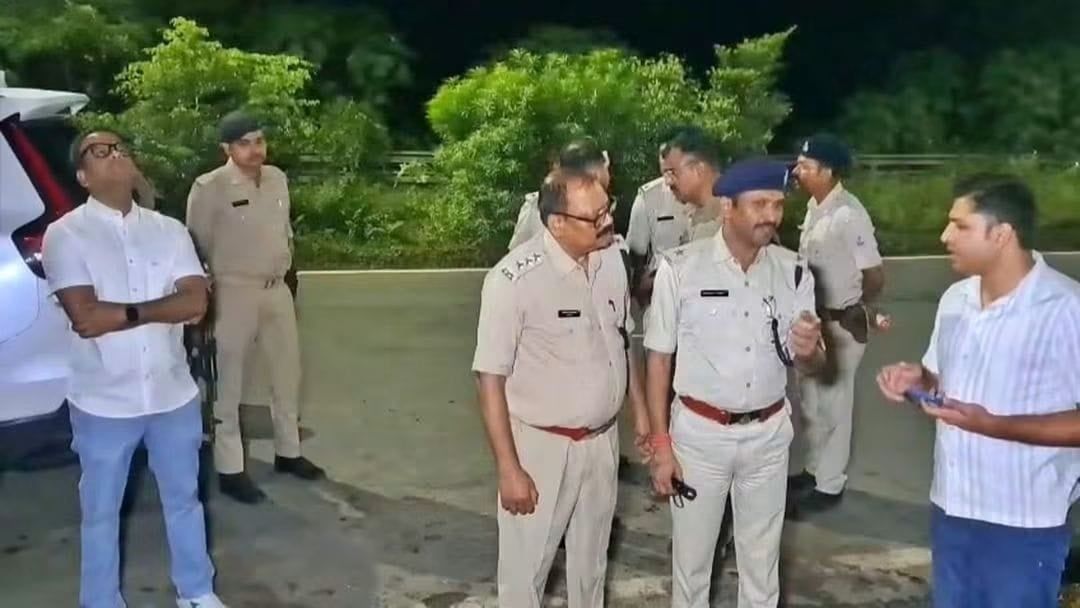 जमशेदपुर में पुलिस और अपराधियों के बीच मुठभेड़, पुलिस की जवाबी कार्रवाई में दो घायल