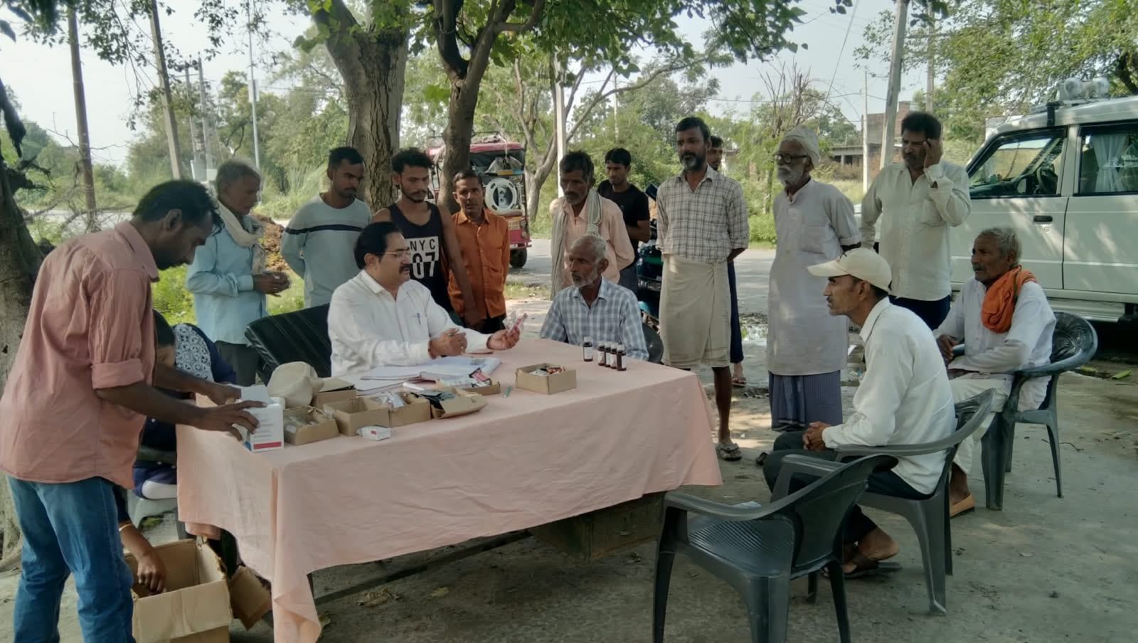 फर्रुखाबाद में बाढ़ पीड़ितों को मिला इलाज