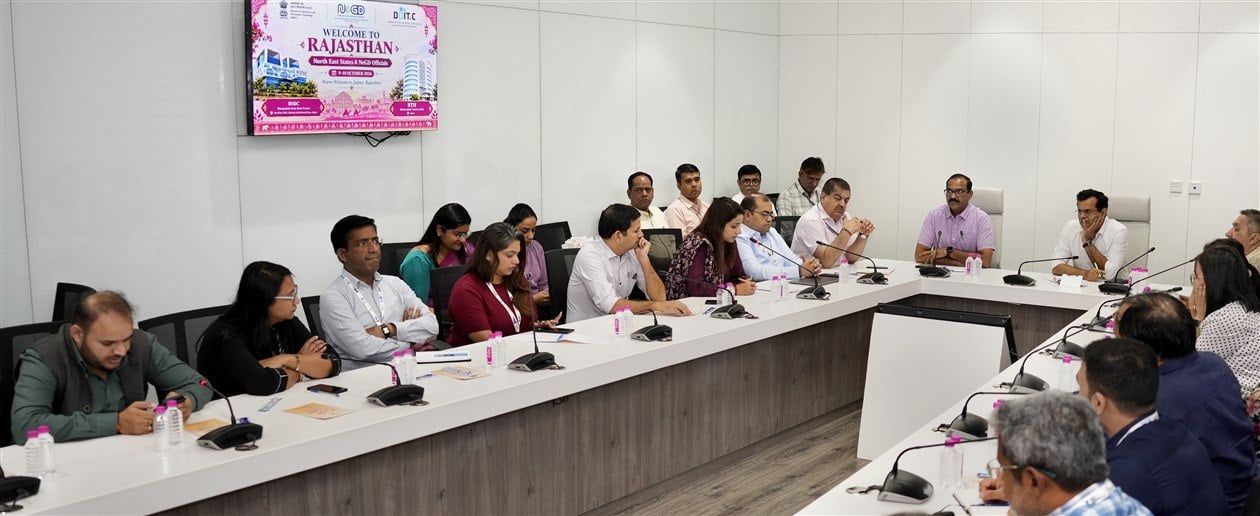 डिजिटल शासन को मजबूत बनाने के लिए राज्यों के बीच अनुभव और तकनीकी सहयोग जरूरी: संयुक्त सचिव, केंद्र सरकार, राजस्थान की डिजिटल व्यवस्थाओं का अध्ययन करने पहुंचे पूर्वोत्तर के आठ राज्यों के अधिकारी